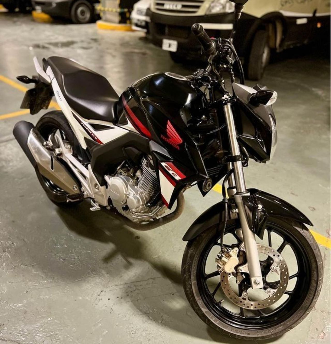 Honda CB Usada en Mendoza, deRuedas