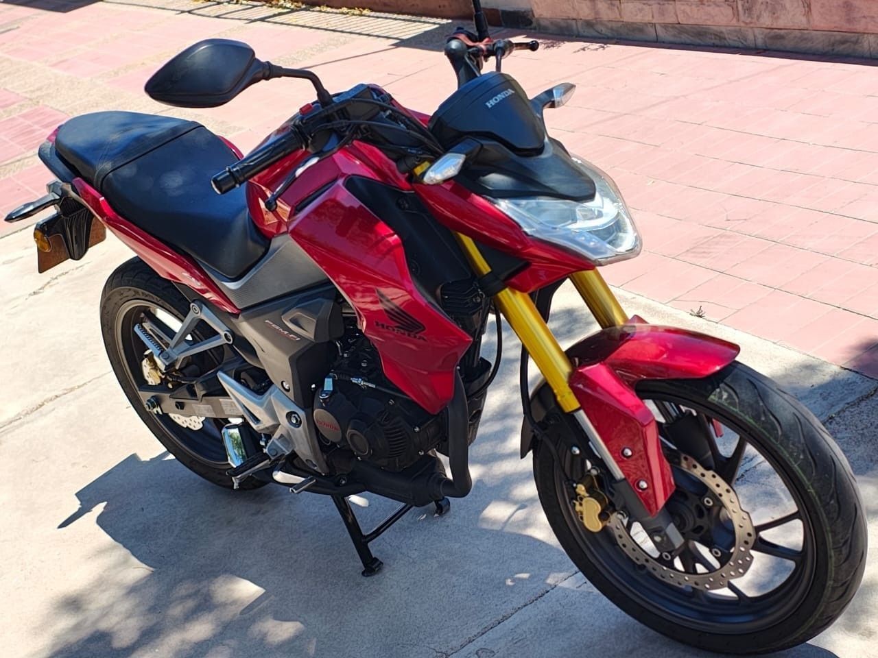 Honda CB Usada en Mendoza, deRuedas