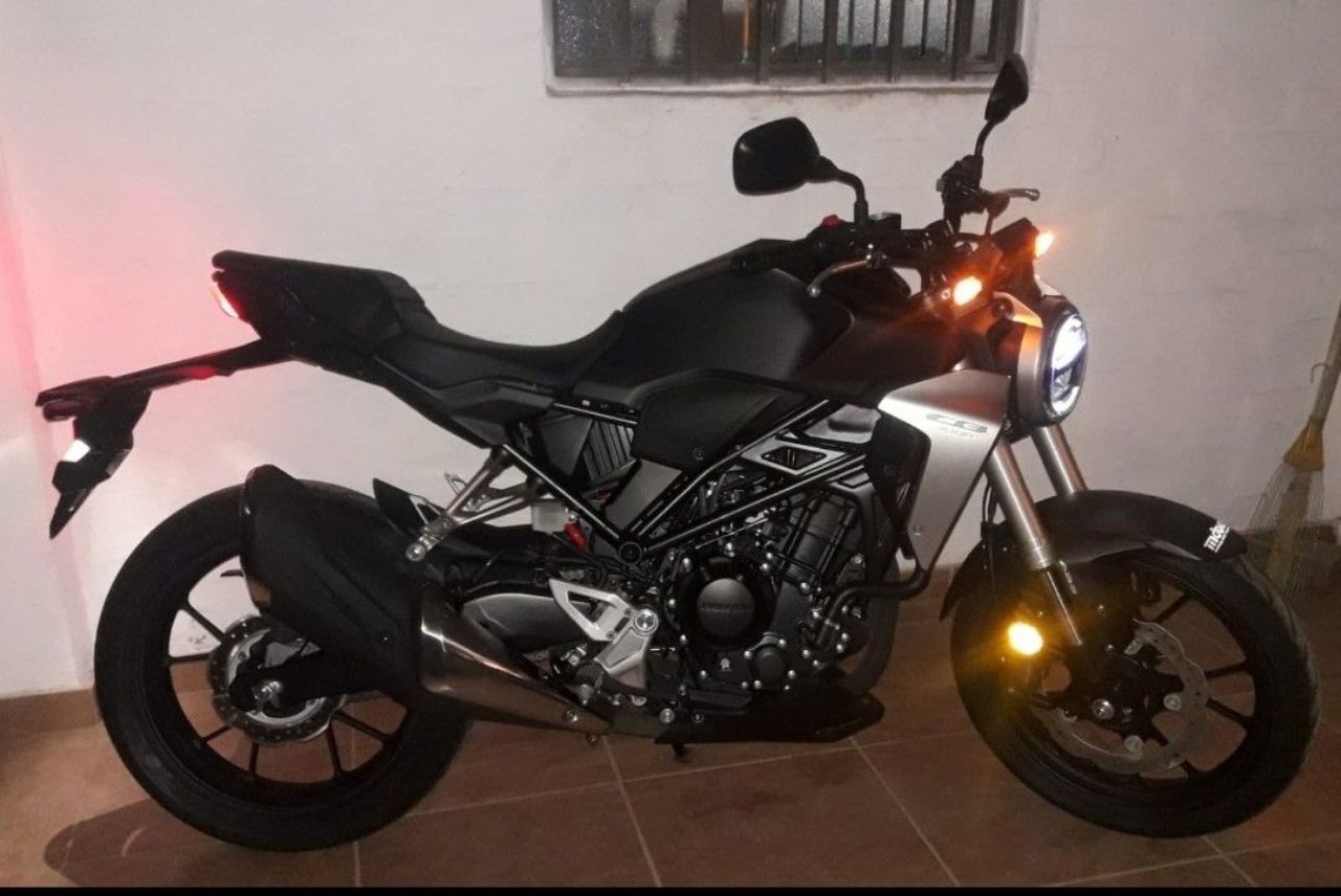 Honda CB Usada en Mendoza, deRuedas