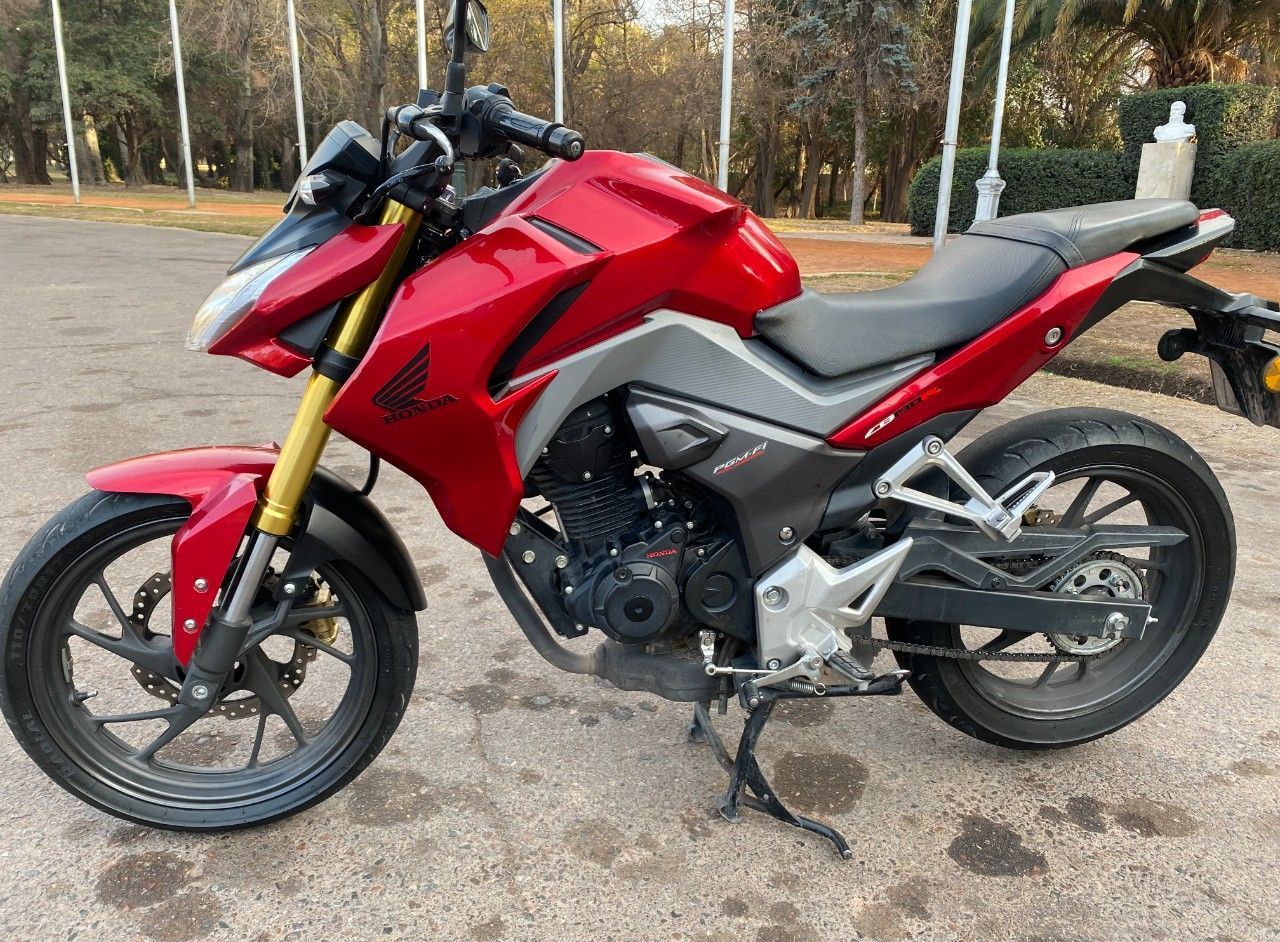 Honda CB Usada en Mendoza, deRuedas