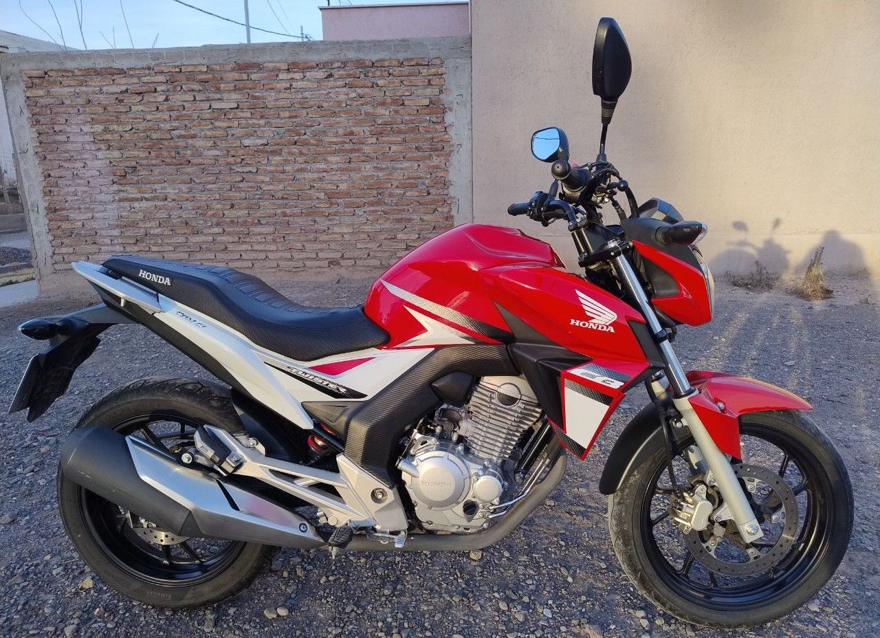 Honda CB Usada en Mendoza, deRuedas