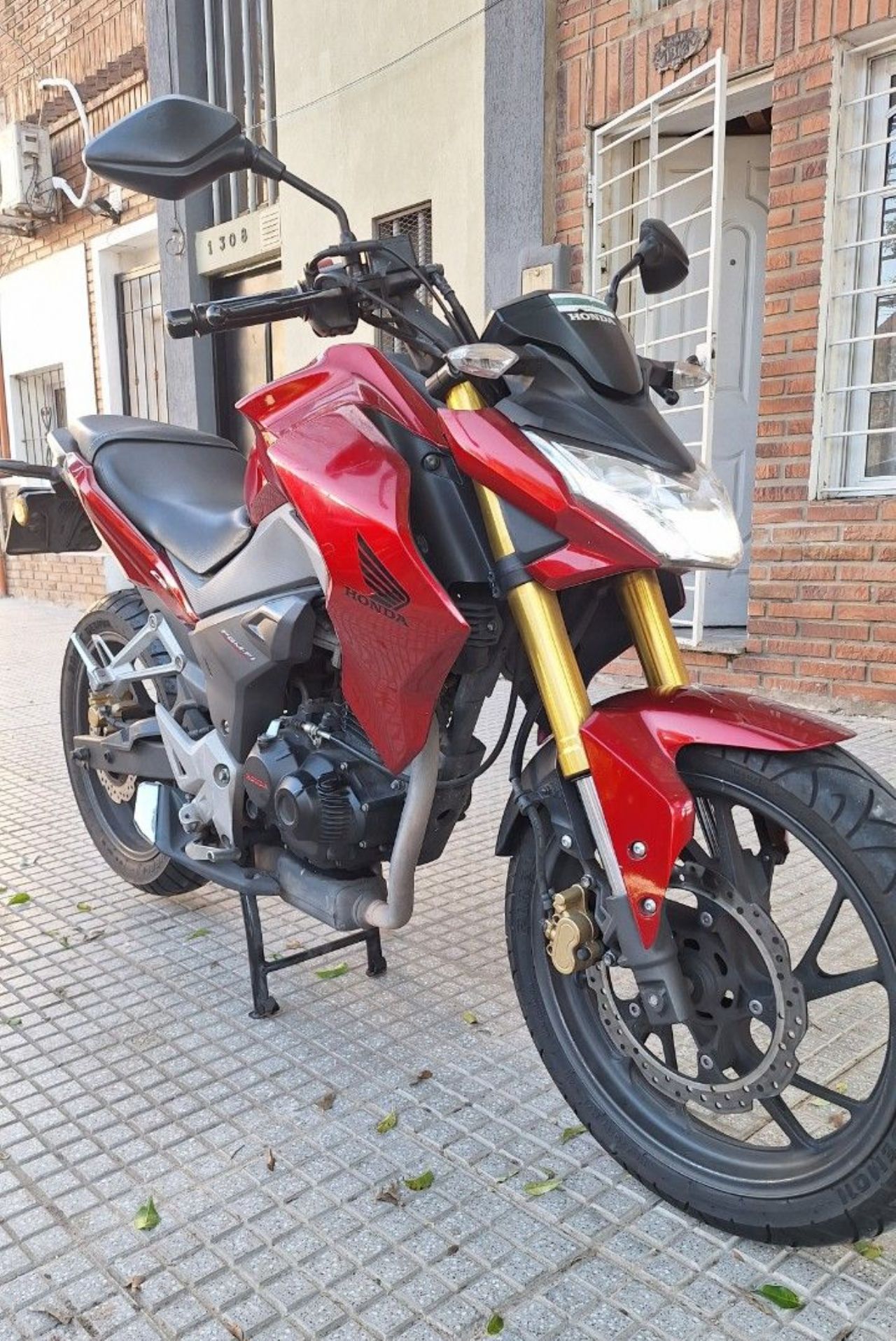 Honda CB Usada en Buenos Aires, deRuedas