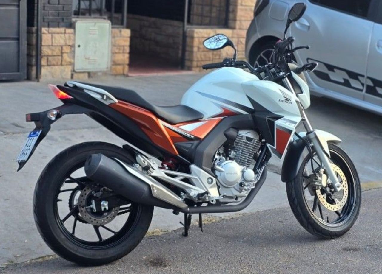 Honda CB Usada en Mendoza, deRuedas