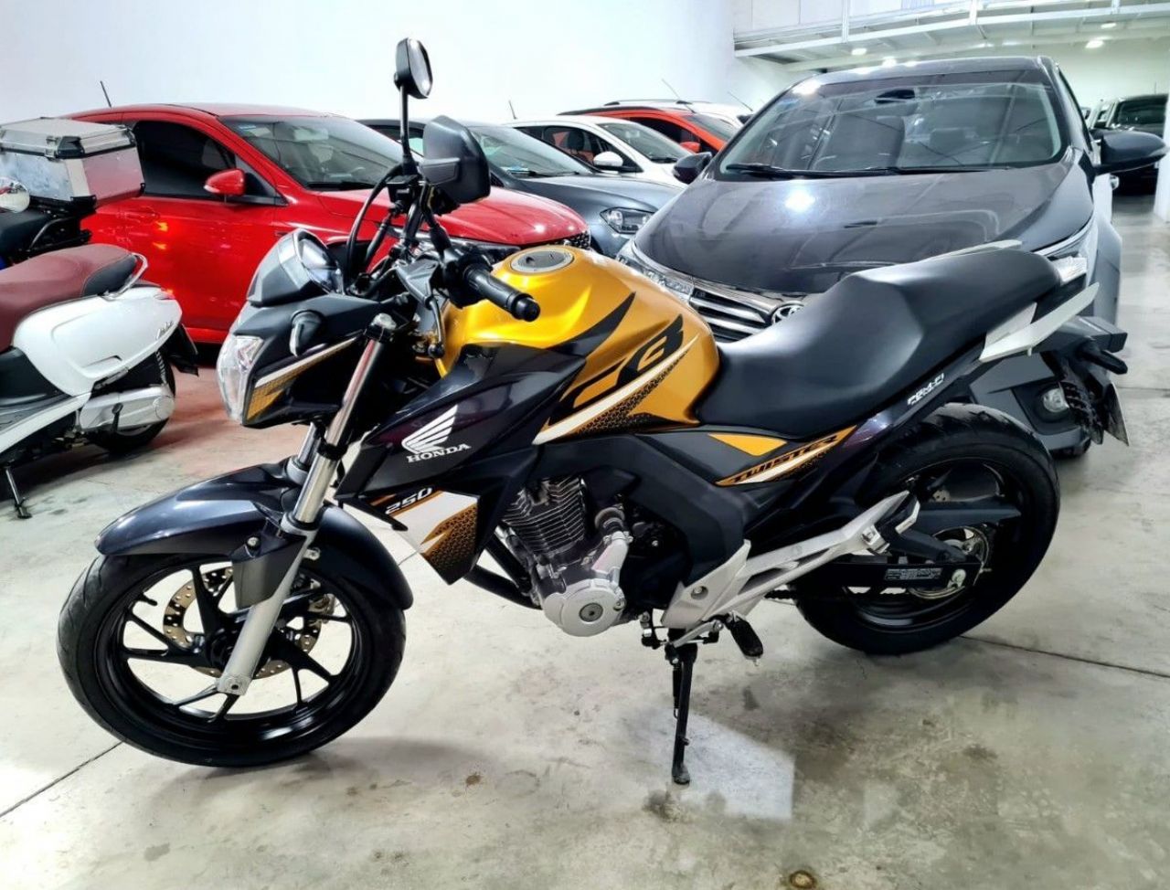 Honda CB Usada en Mendoza, deRuedas