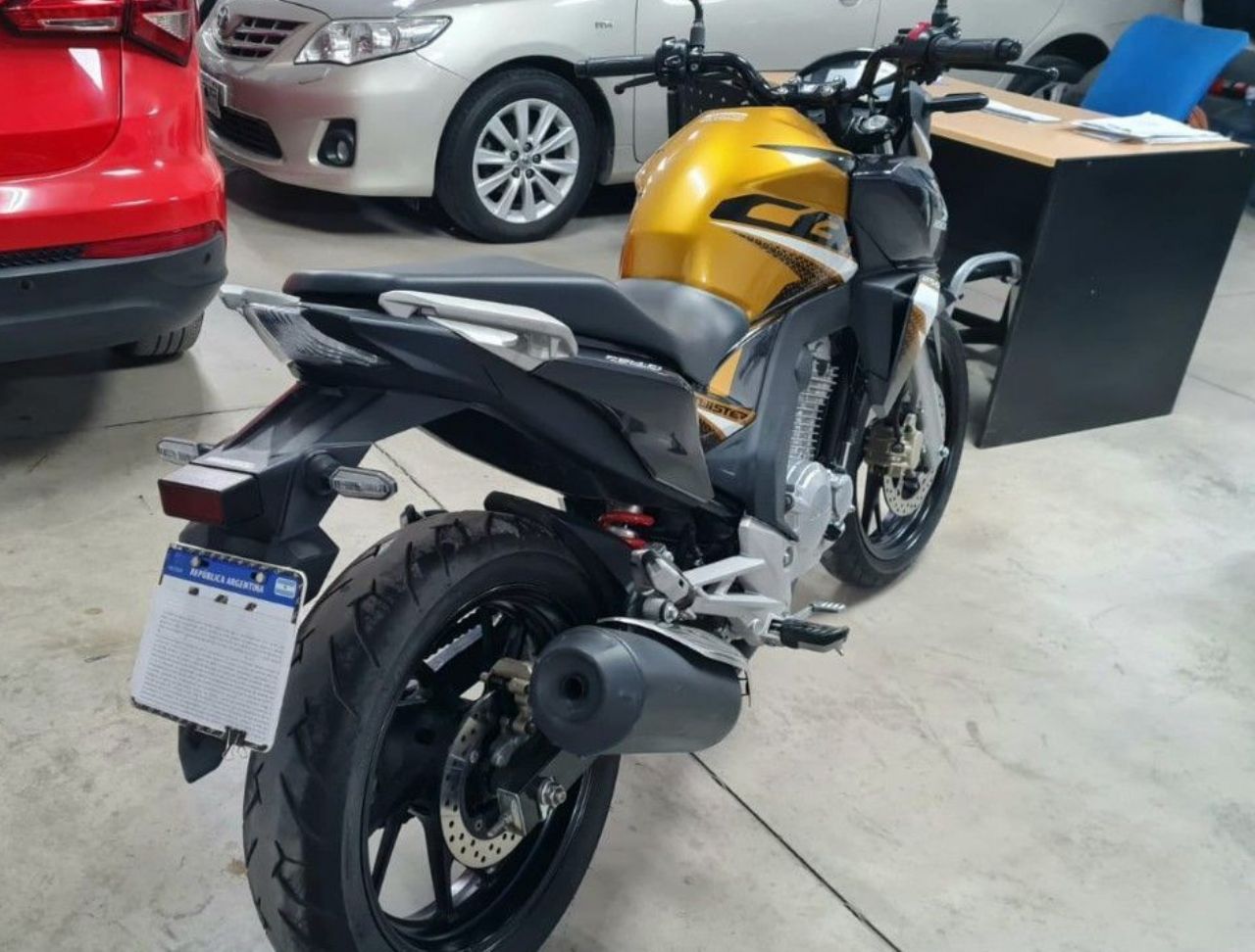 Honda CB Usada en Mendoza, deRuedas