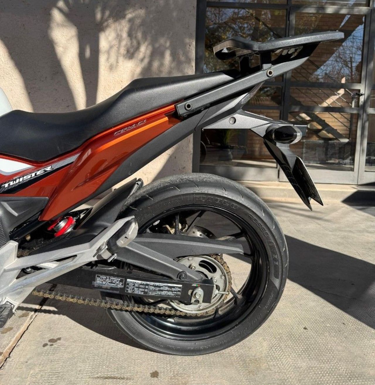 Honda CB Usada Financiado en San Juan, deRuedas