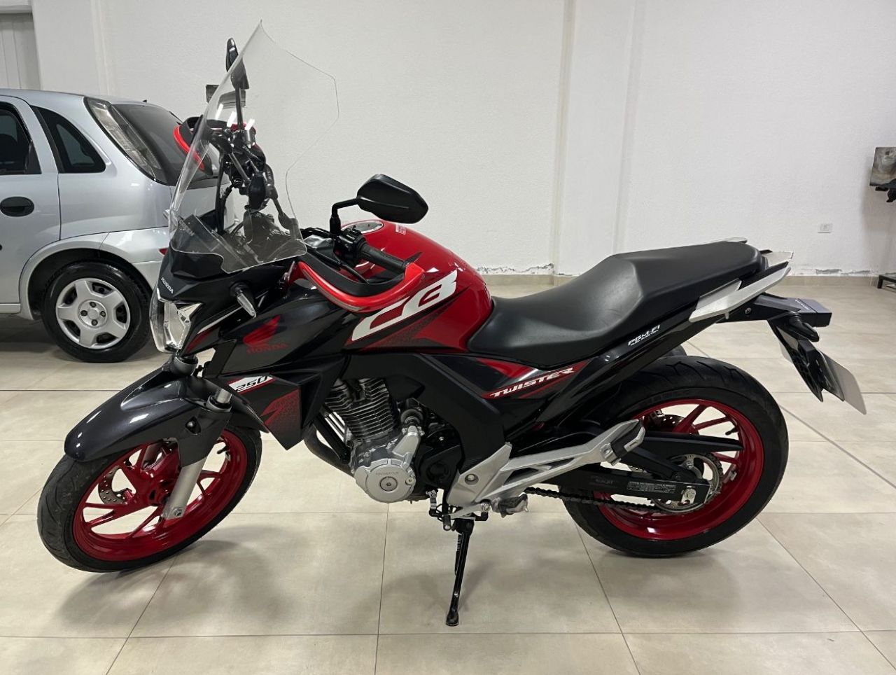 Honda CB Usada en Mendoza, deRuedas
