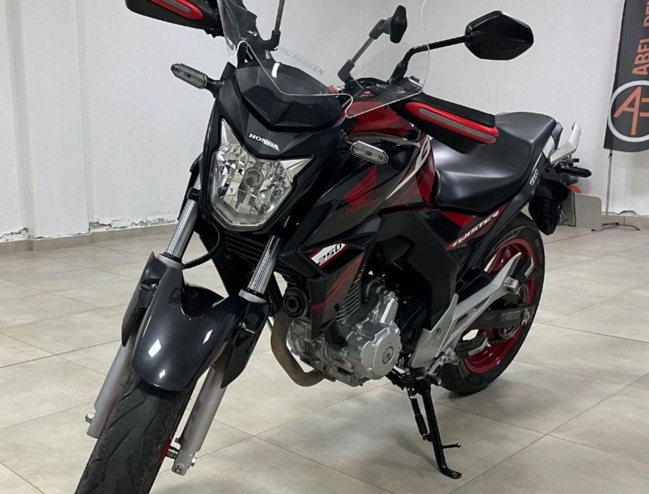 Honda CB Usada en Mendoza, deRuedas