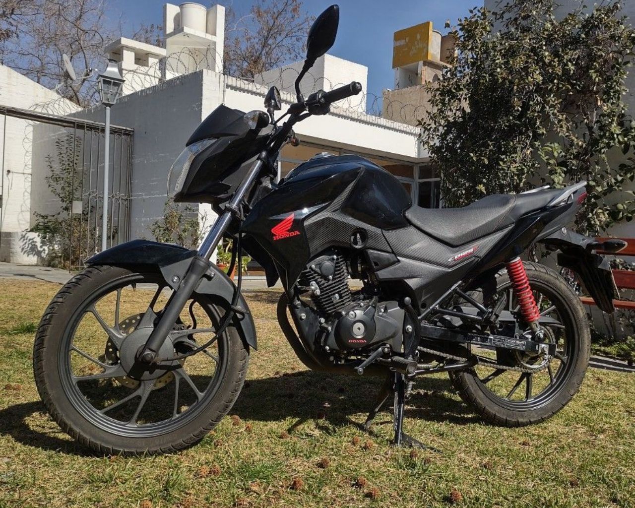 Honda CB Usada en Mendoza, deRuedas