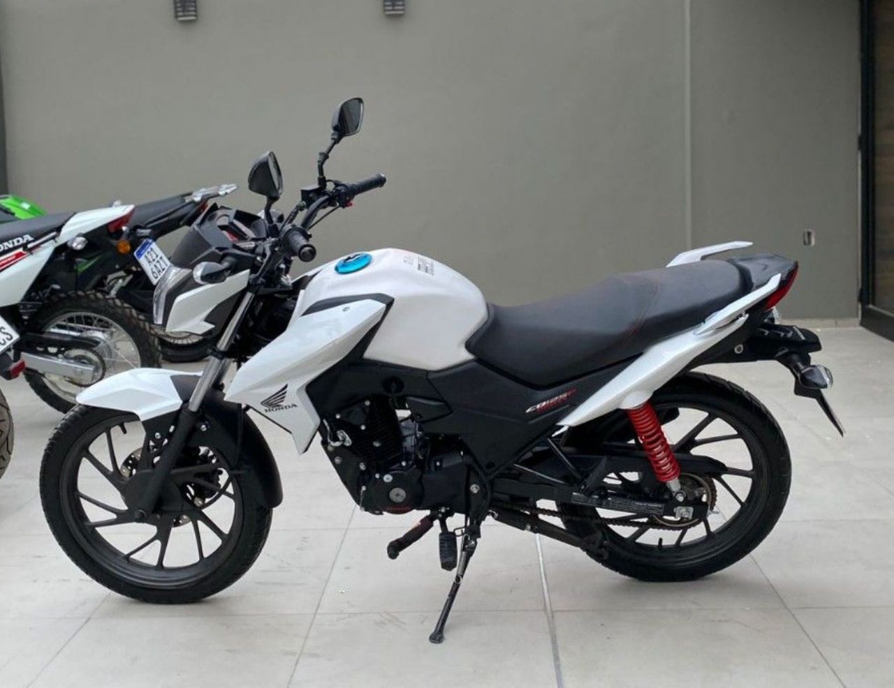Honda CB Usada en San Juan, deRuedas