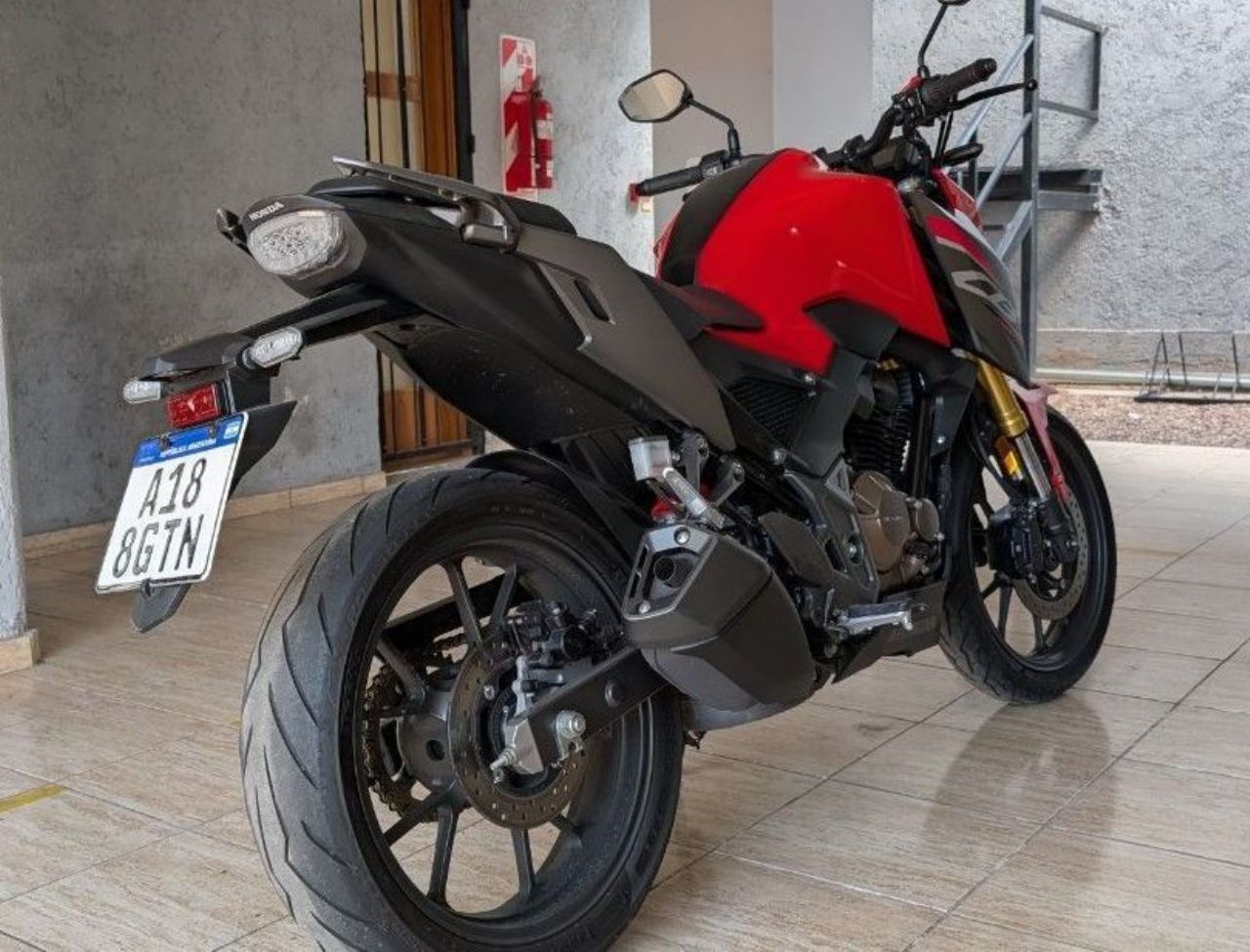 Honda CB Usada en Mendoza, deRuedas