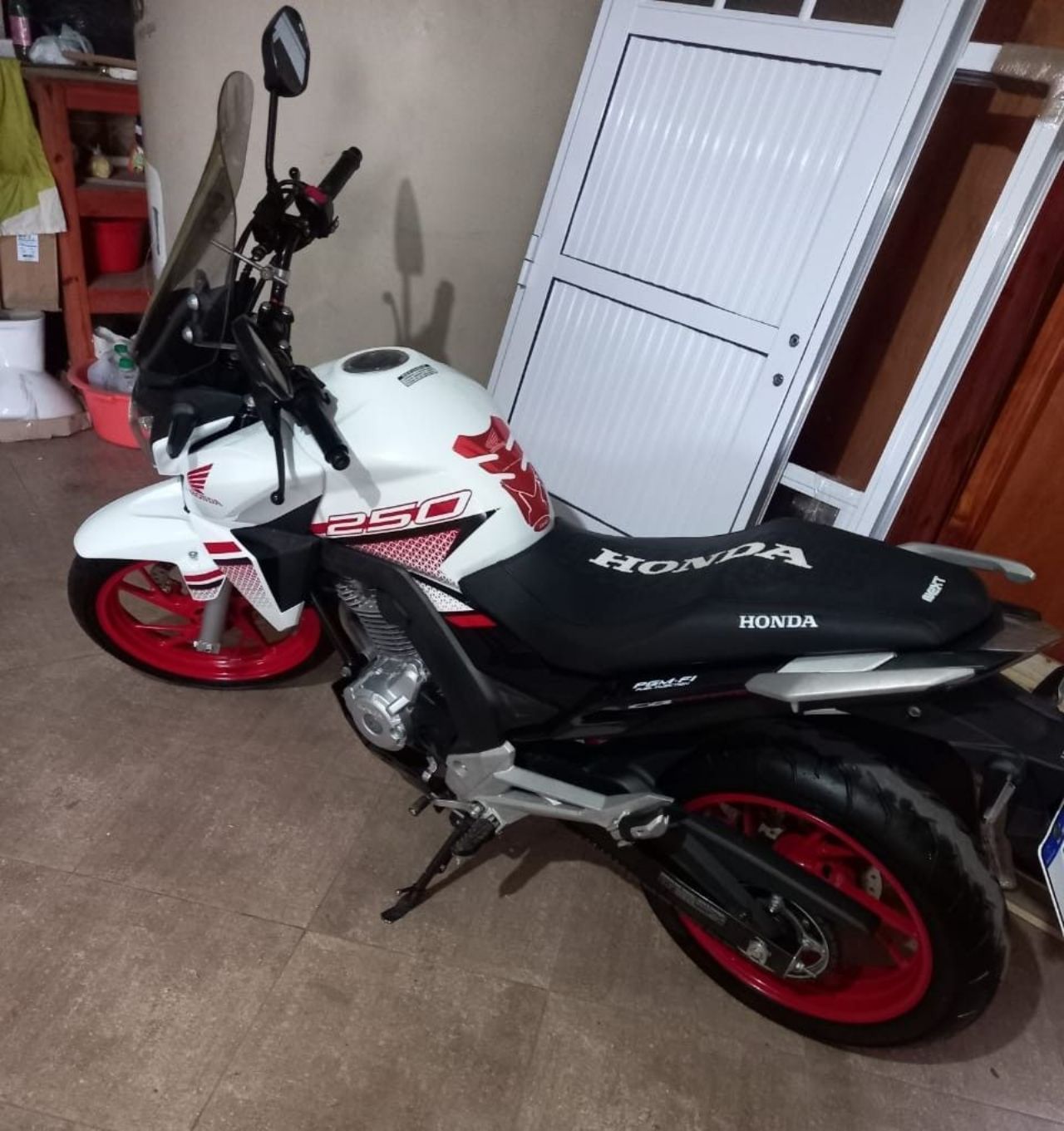 Honda CB Usada en Tucumán, deRuedas