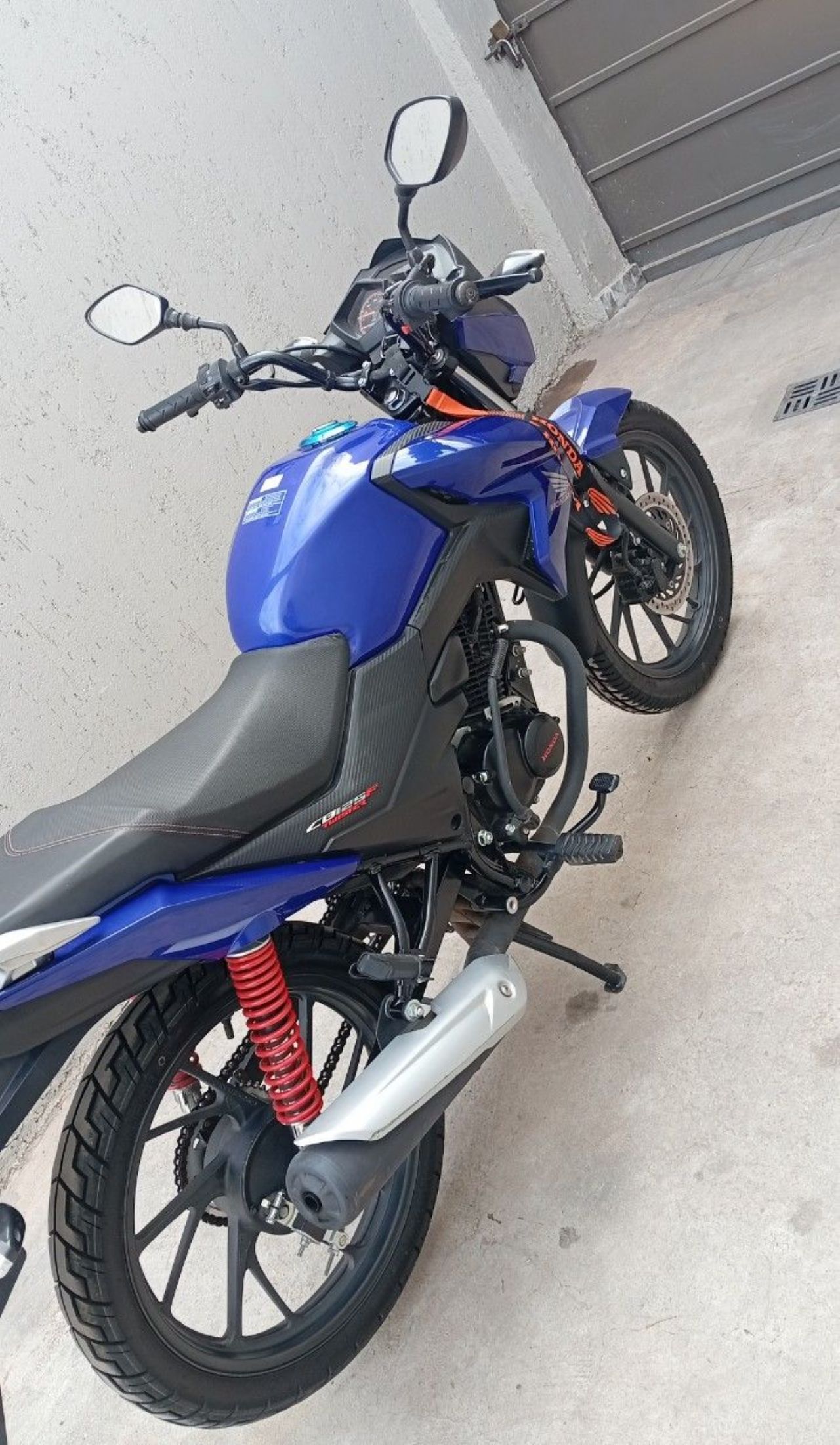 Honda CB Usada en Mendoza, deRuedas