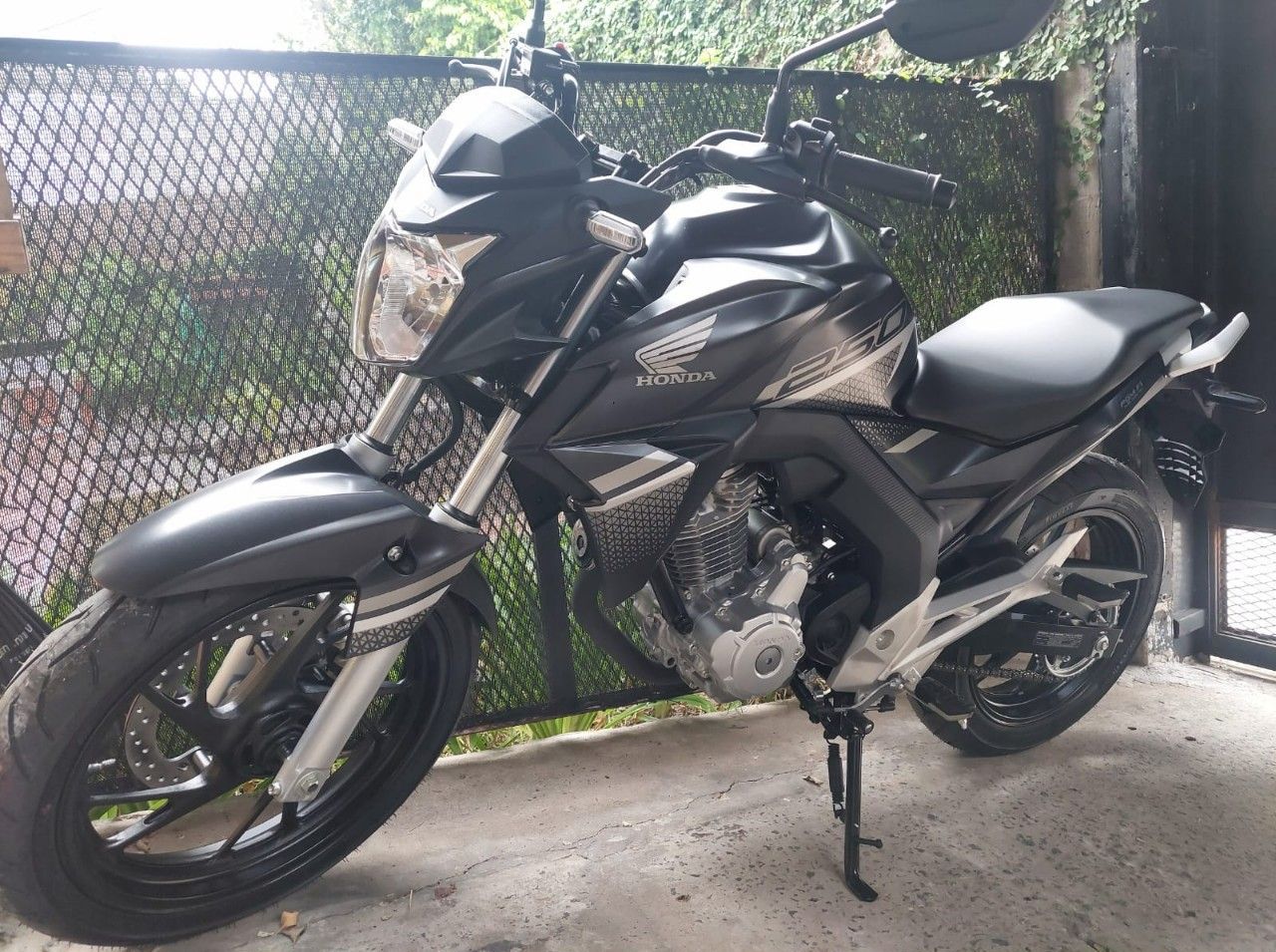 Honda CB Usada en Buenos Aires, deRuedas