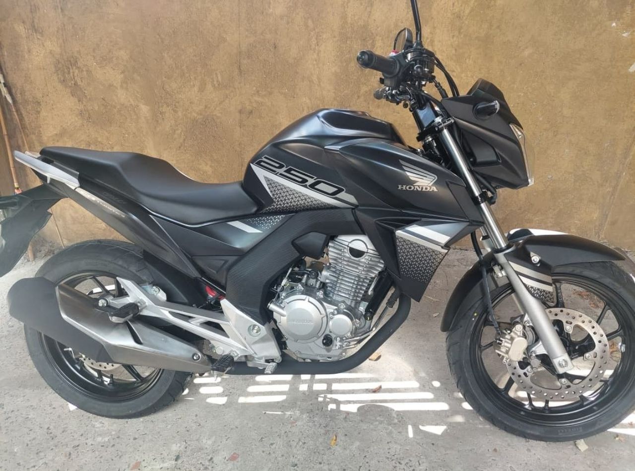 Honda CB Usada en Buenos Aires, deRuedas