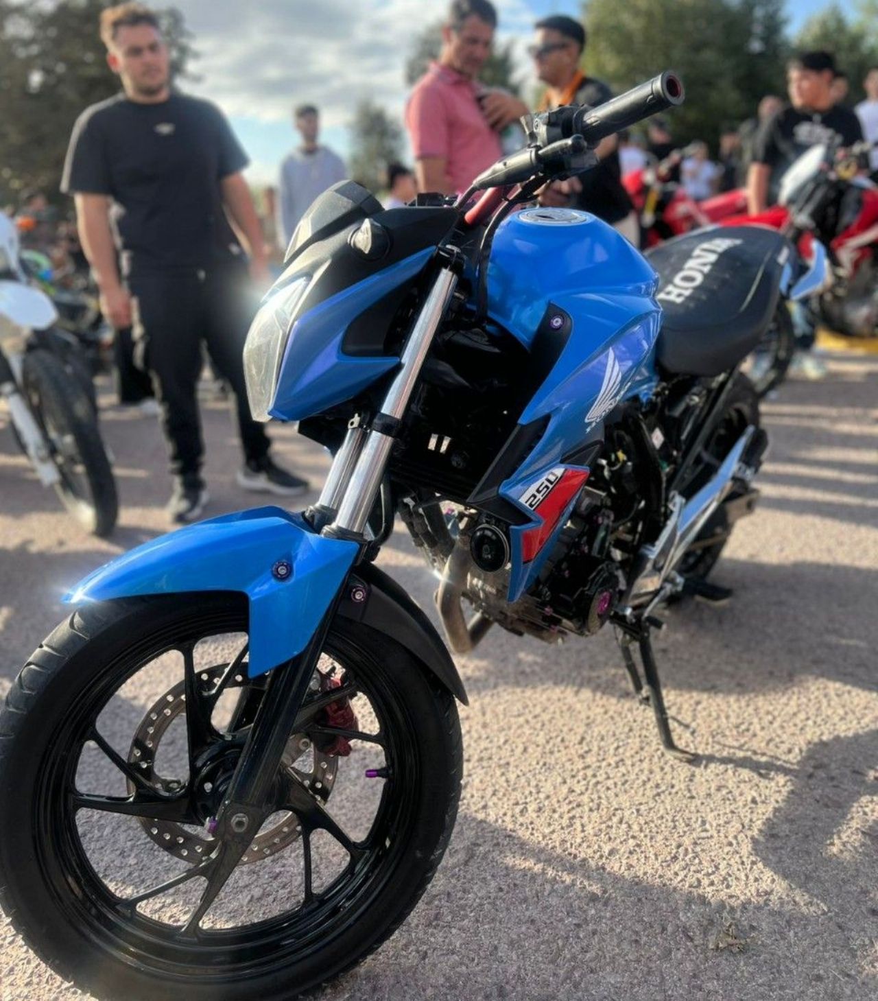 Honda CB Usada en Santa Fe, deRuedas
