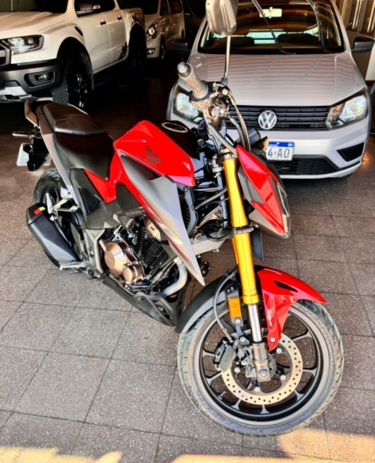 Honda CB Usada Financiado en Mendoza, deRuedas