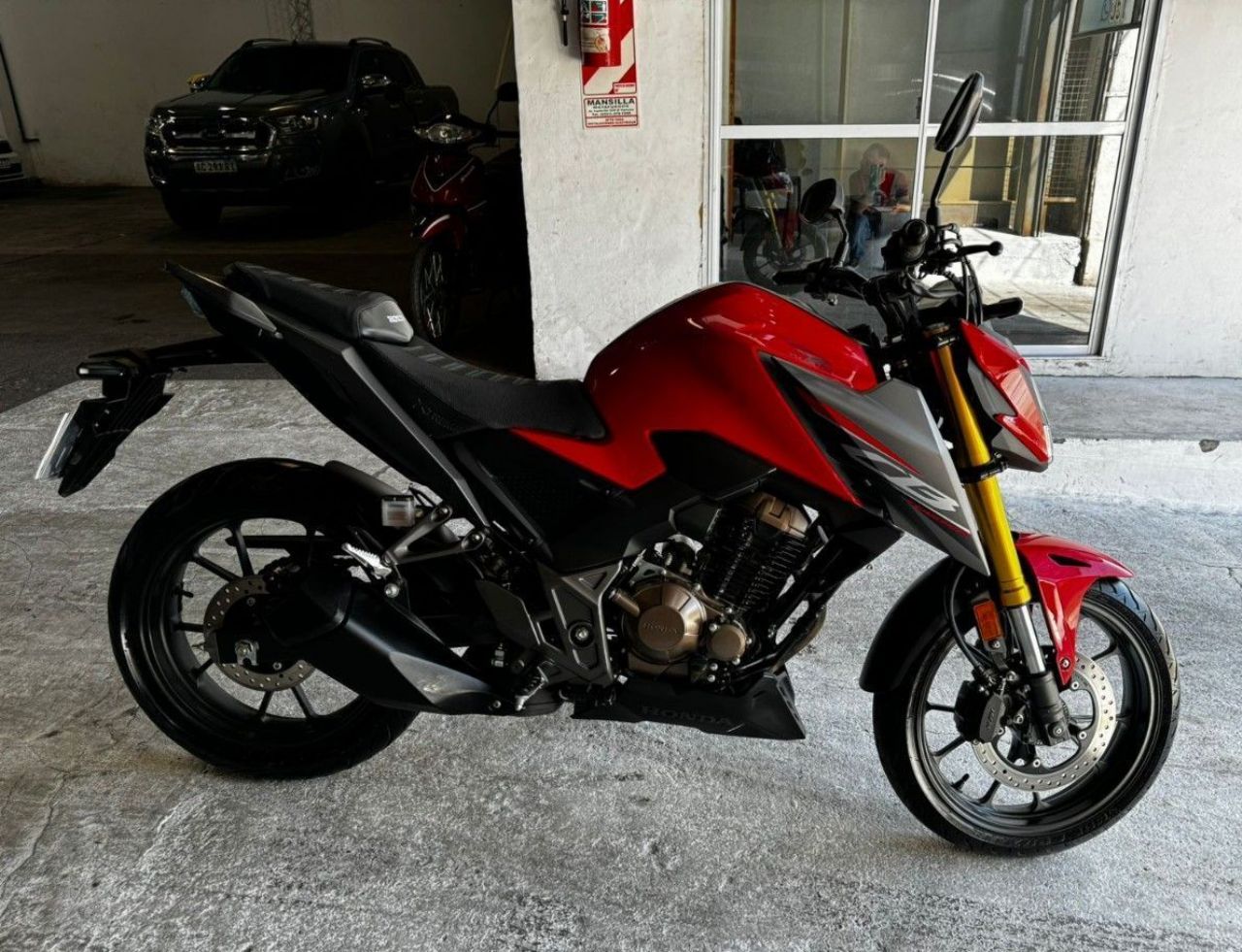 Honda CB Usada en Córdoba, deRuedas