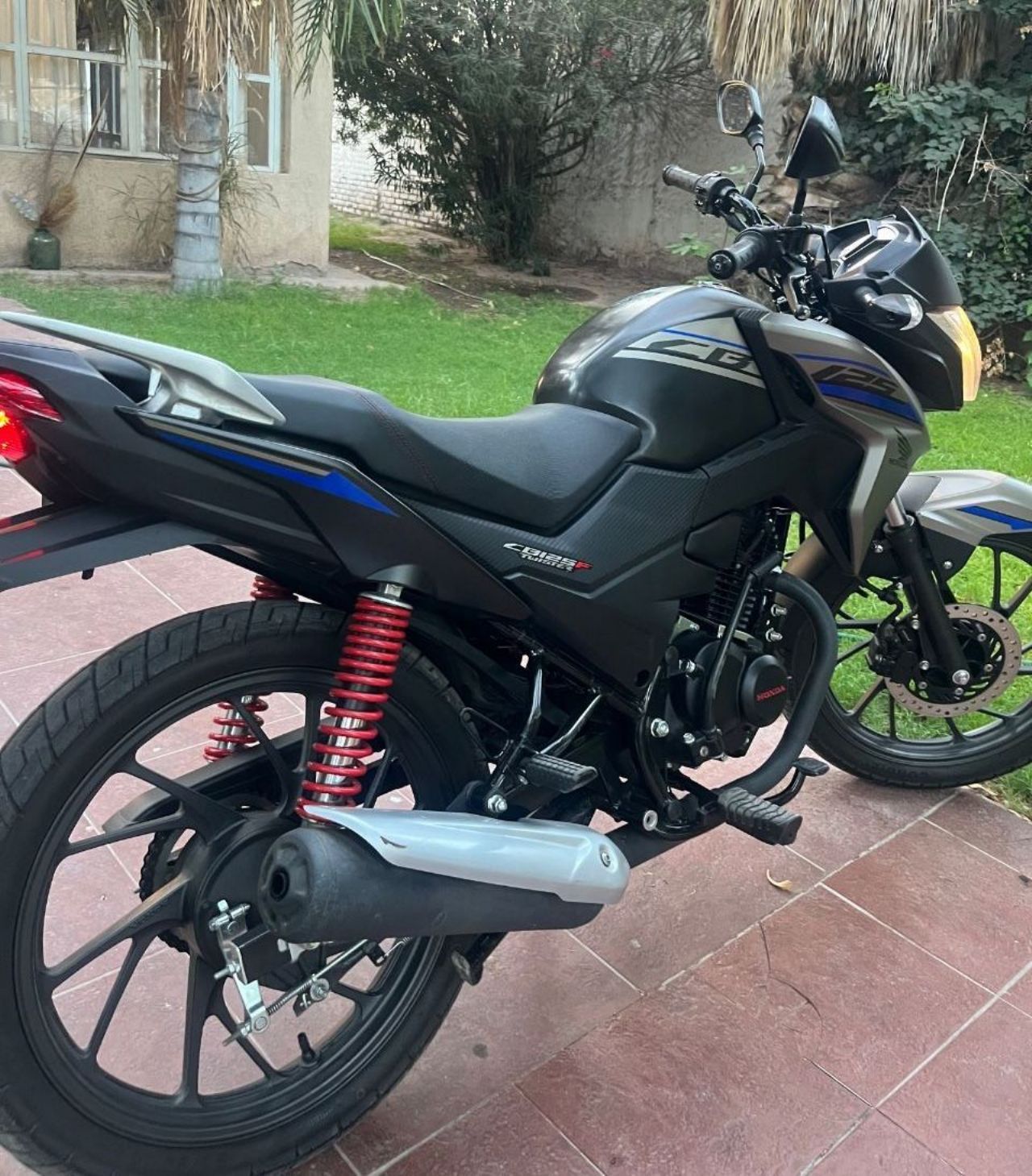 Honda CB Usada en Mendoza, deRuedas