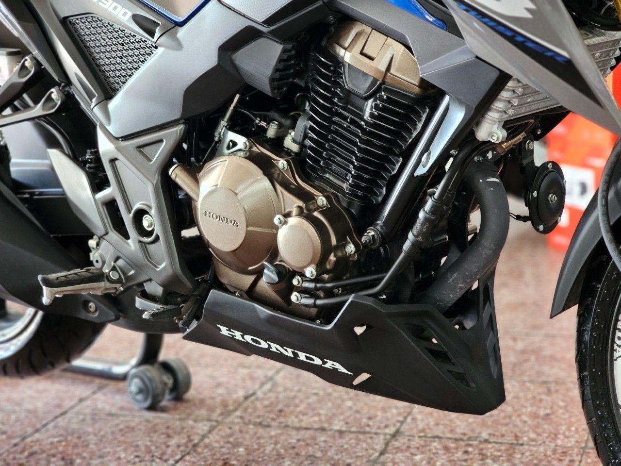 Honda CB Usada Financiado en Mendoza, deRuedas