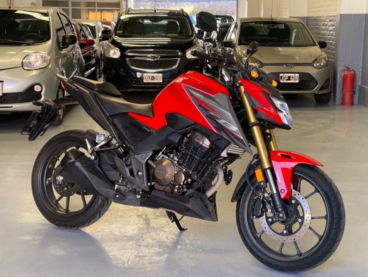 Honda CB Usada Financiado en Mendoza, deRuedas