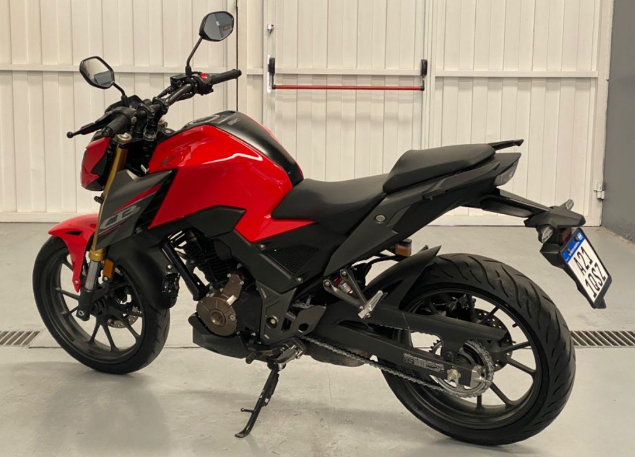 Honda CB Usada Financiado en Mendoza, deRuedas