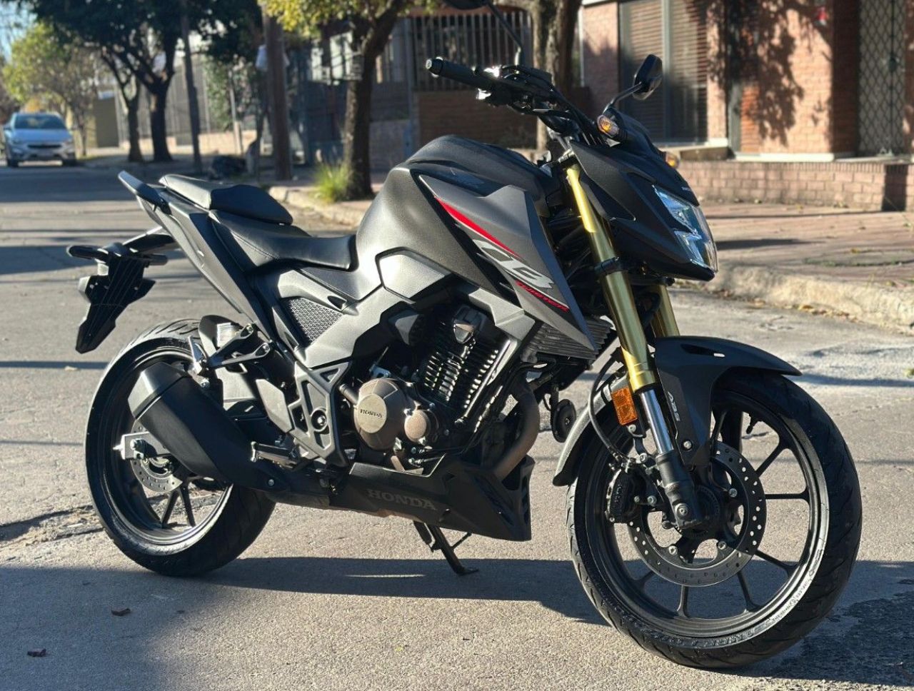 Honda CB Usada Financiado en Córdoba, deRuedas
