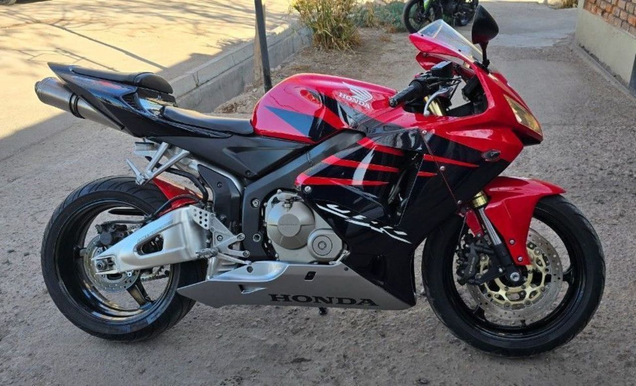 Honda CBR Usada en Mendoza, deRuedas