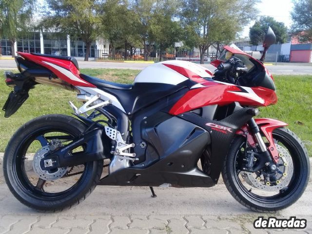 Honda CBR Usada en Córdoba, deRuedas