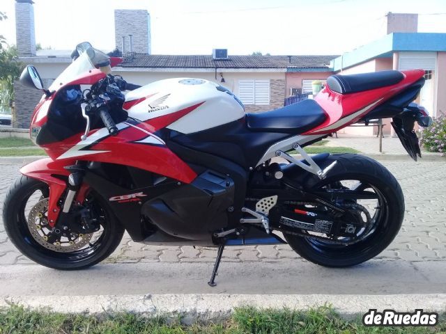 Honda CBR Usada en Córdoba, deRuedas