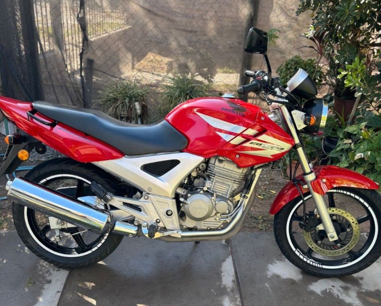 Honda CBX Usada en Mendoza, deRuedas
