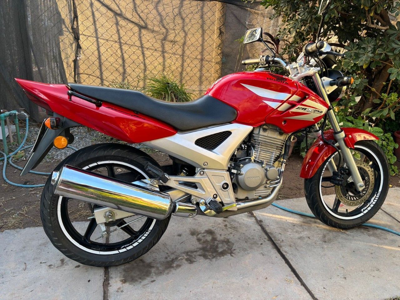 Honda CBX Usada en Mendoza, deRuedas