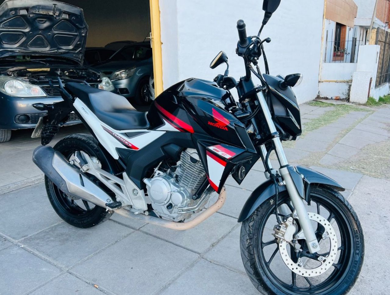 Honda CBX Usada en Córdoba, deRuedas