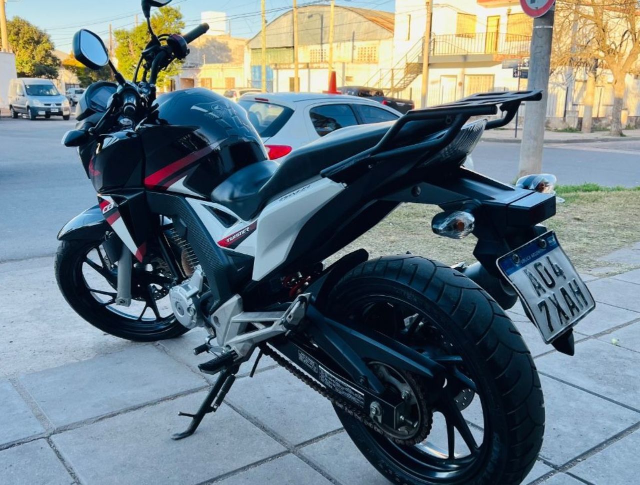 Honda CBX Usada en Córdoba, deRuedas