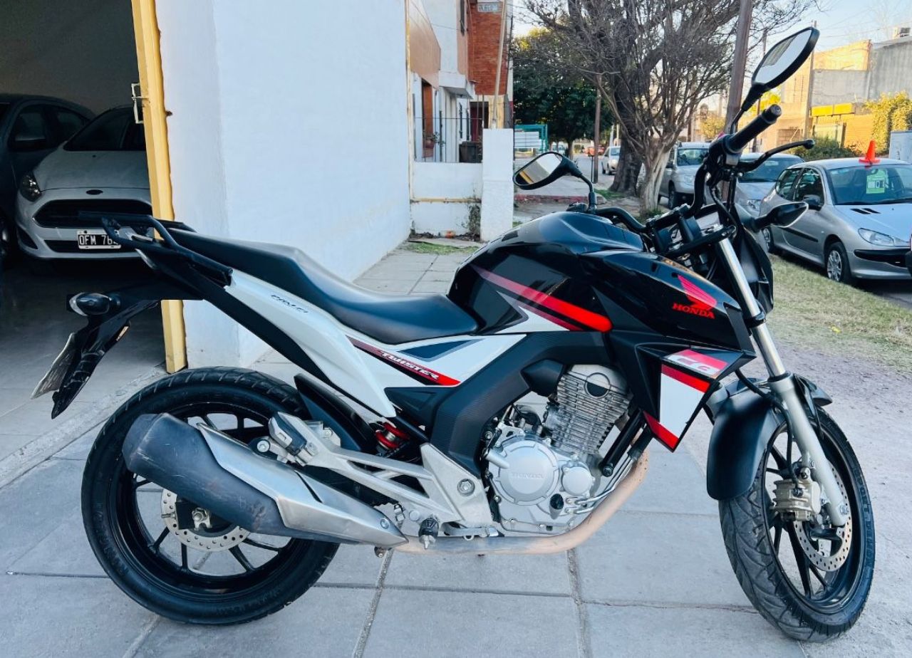 Honda CBX Usada en Córdoba, deRuedas