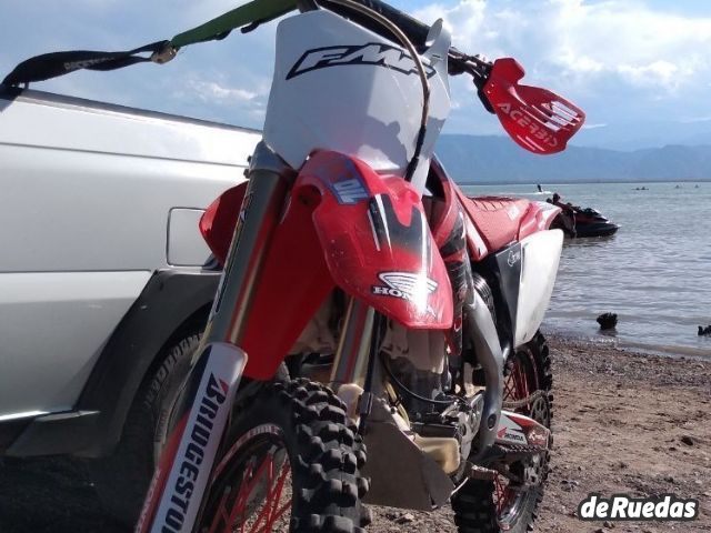 Honda CRF Usada en San Juan, deRuedas