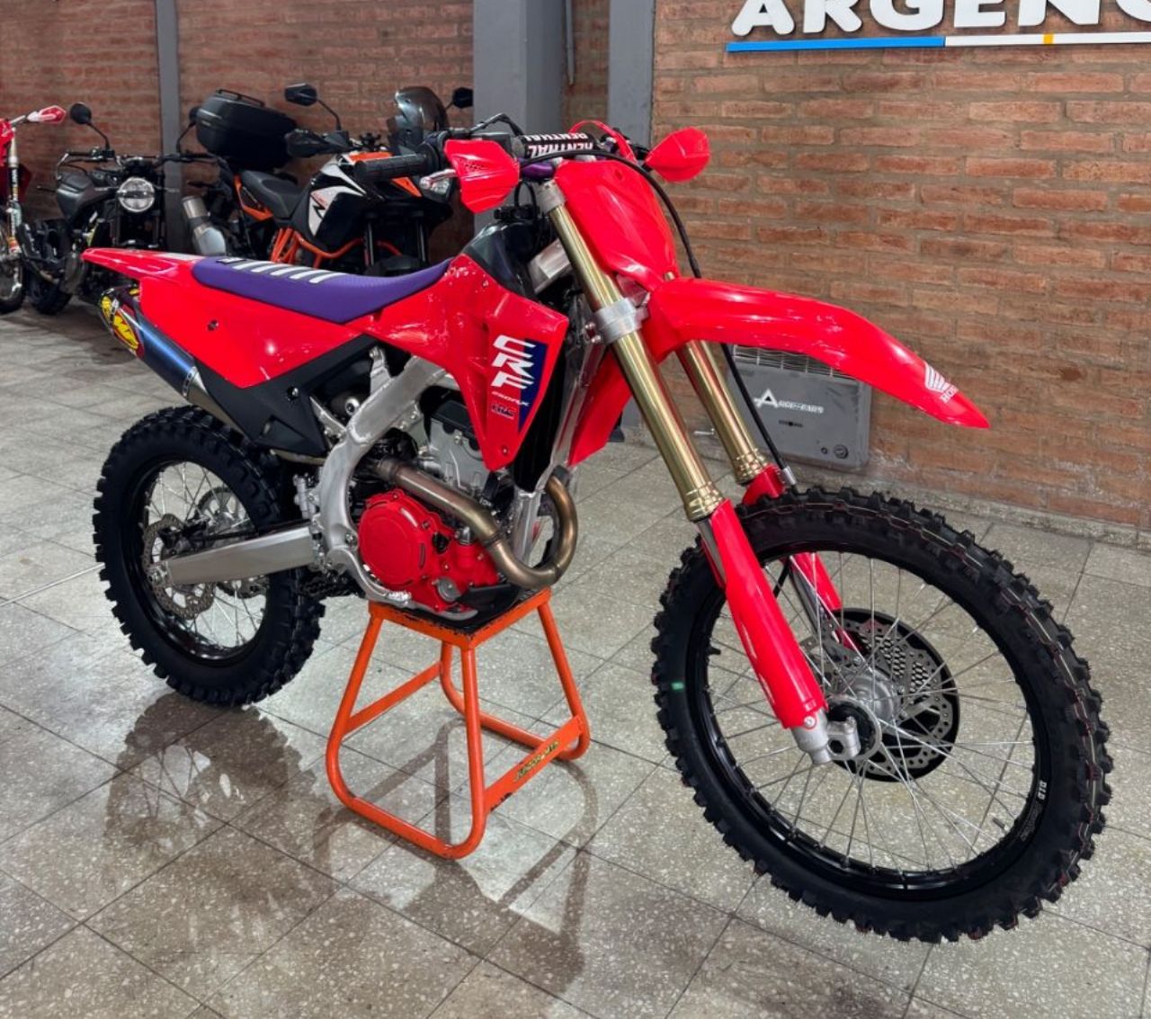 Honda CRF Usada Financiado en San Juan, deRuedas