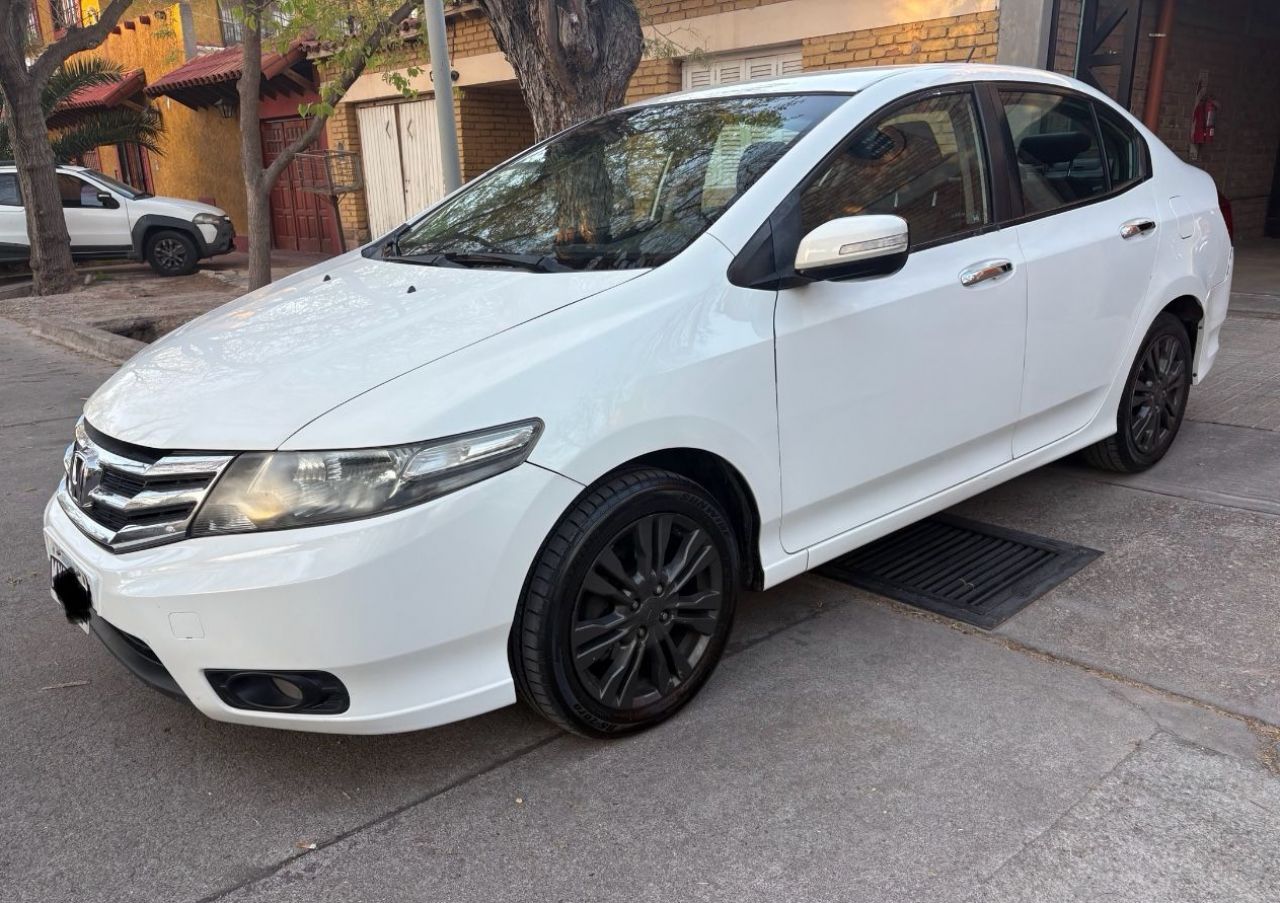 Honda City Usado Financiado en Mendoza, deRuedas