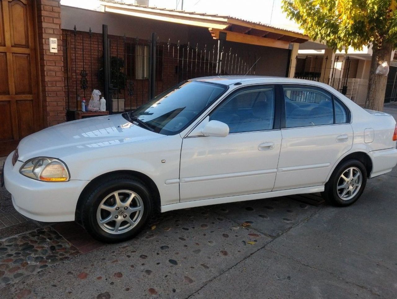 Honda Civic Usado en Mendoza, deRuedas