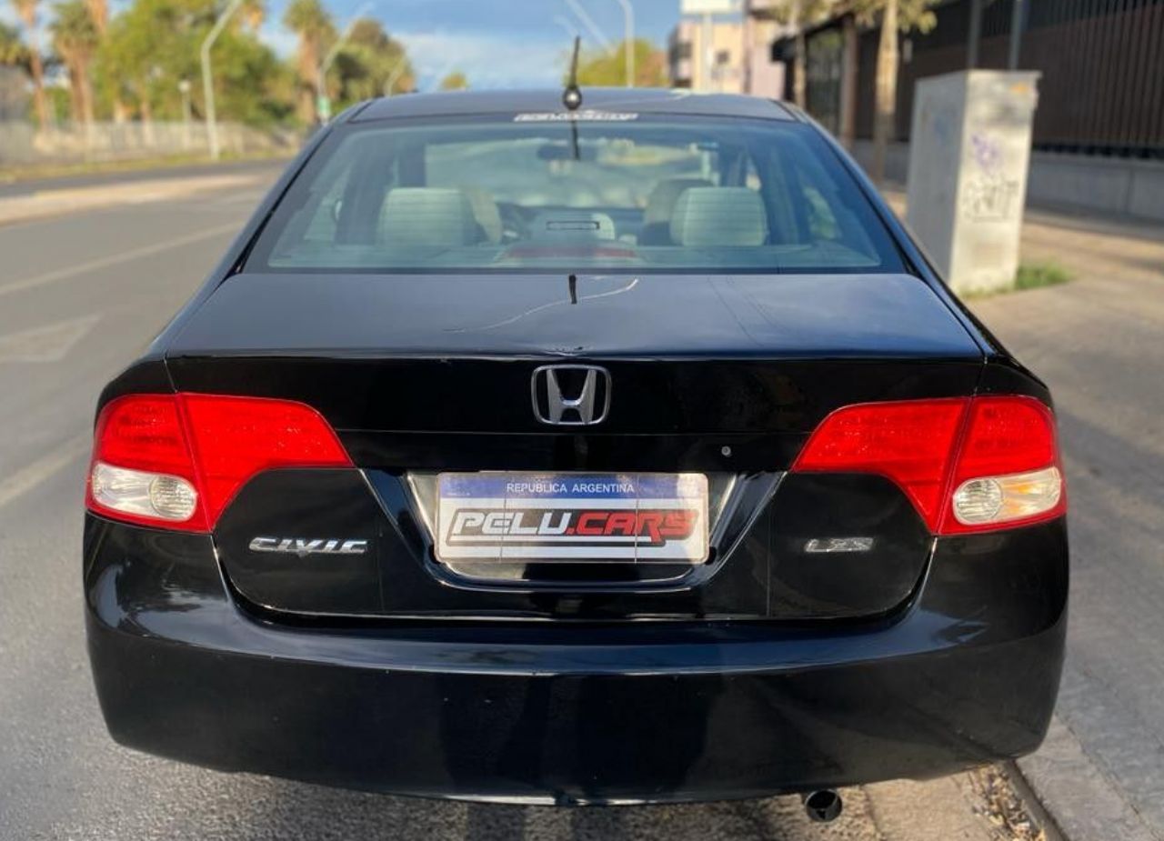 Honda Civic Usado en San Juan, deRuedas