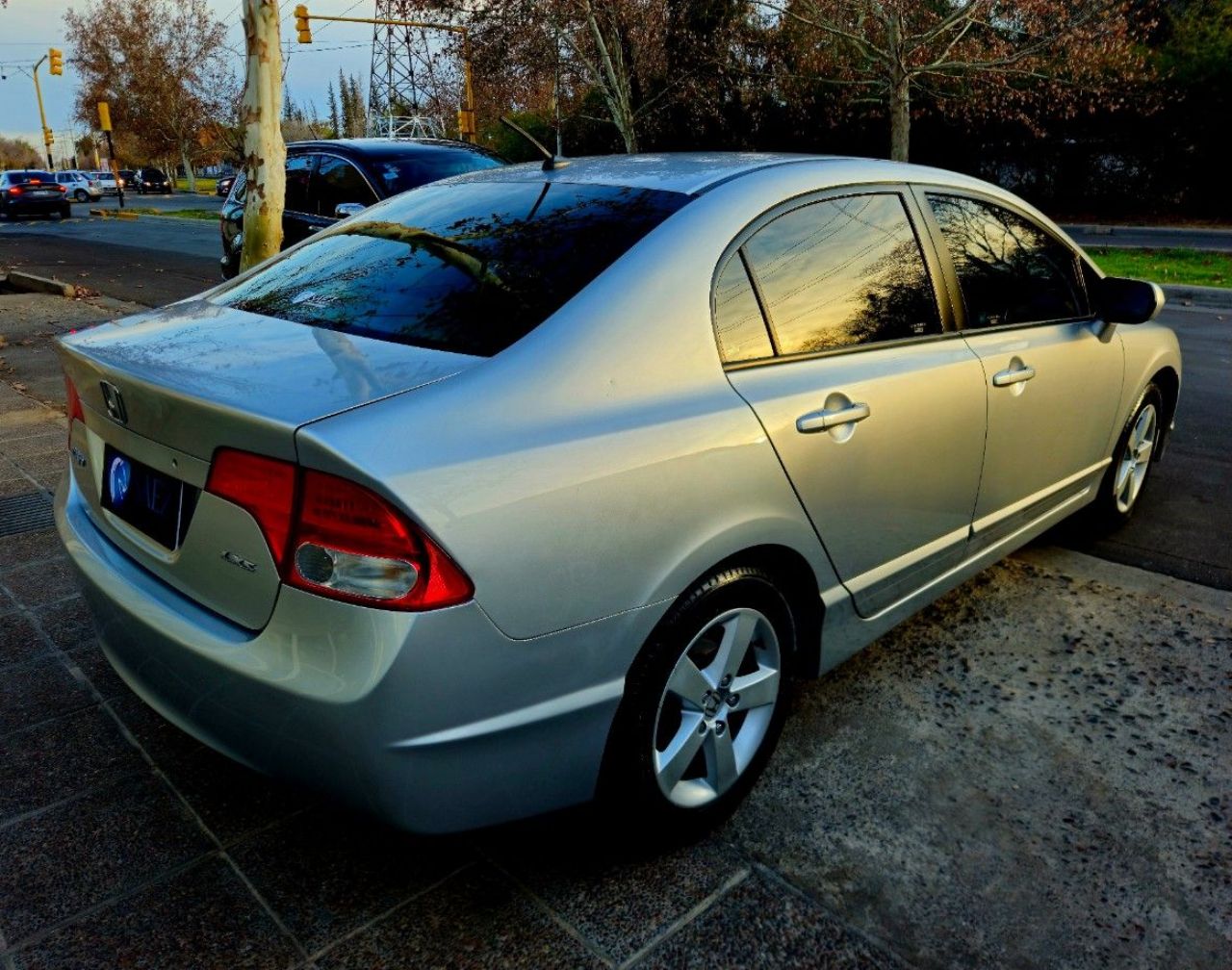 Honda Civic Usado Financiado en Mendoza, deRuedas
