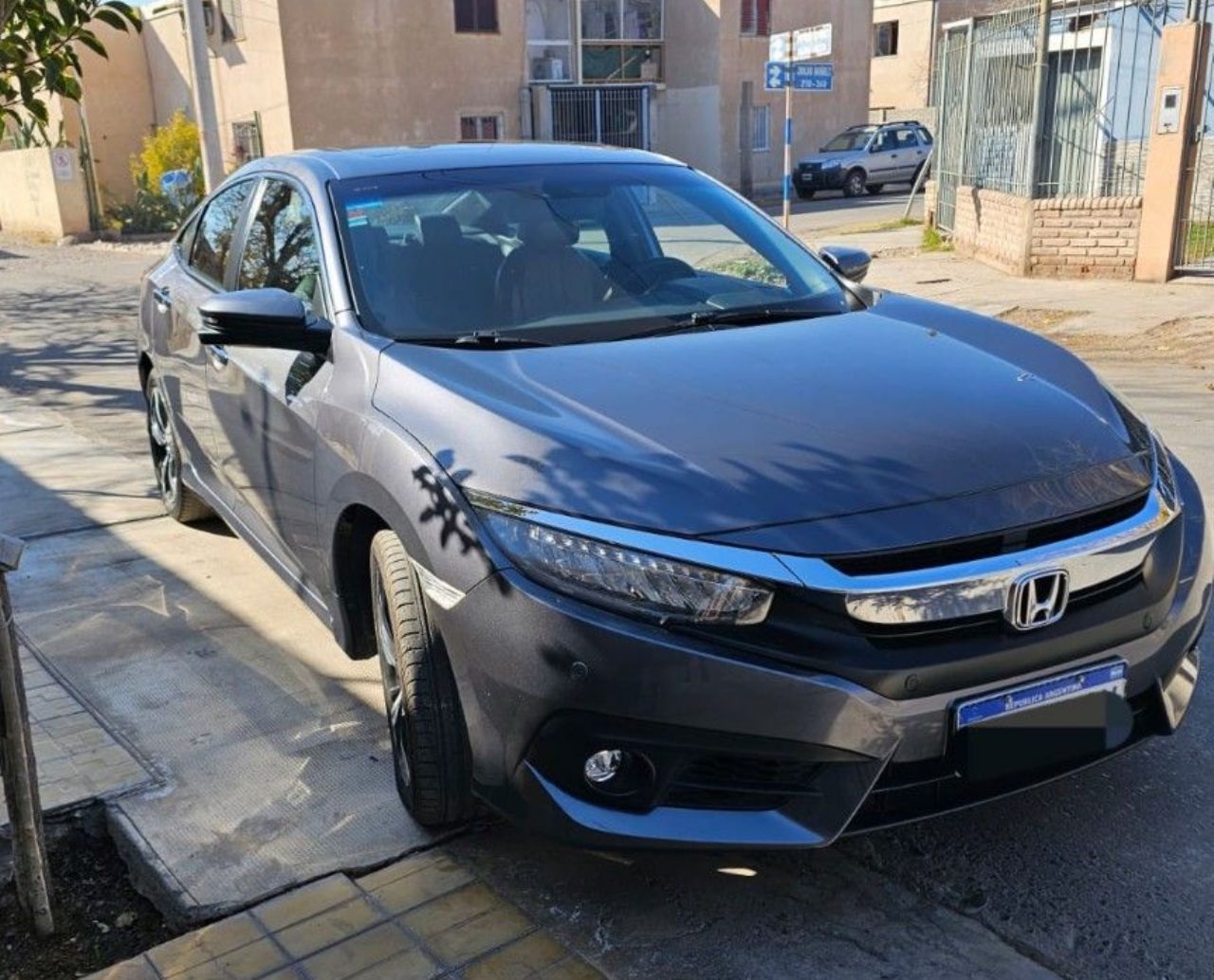 Honda Civic Usado Financiado en San Juan, deRuedas
