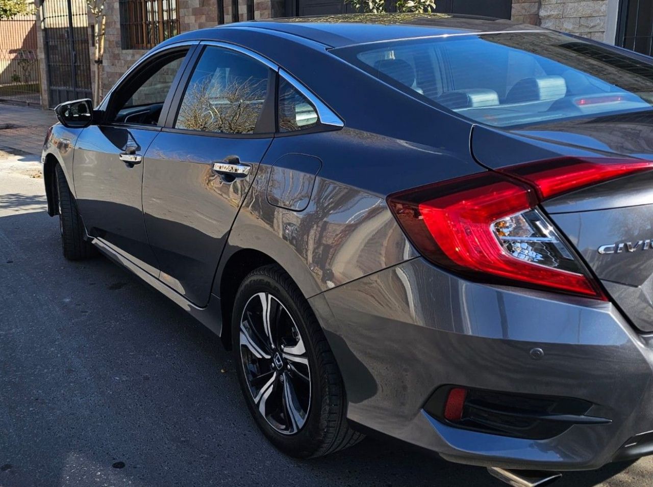 Honda Civic Usado Financiado en San Juan, deRuedas