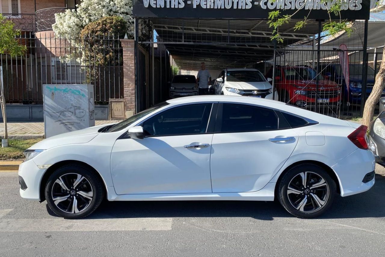 Honda Civic Usado Financiado en San Juan, deRuedas