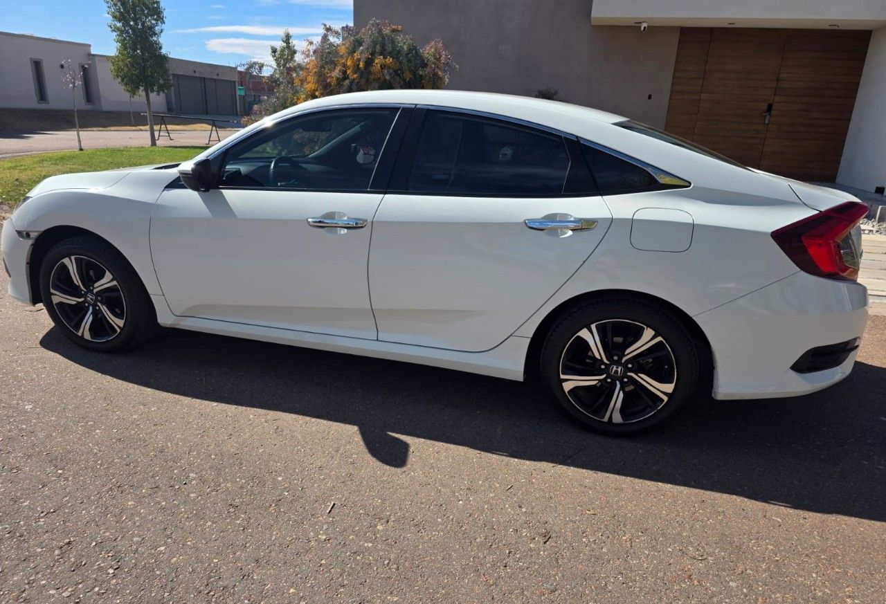 Honda Civic Usado en Mendoza, deRuedas