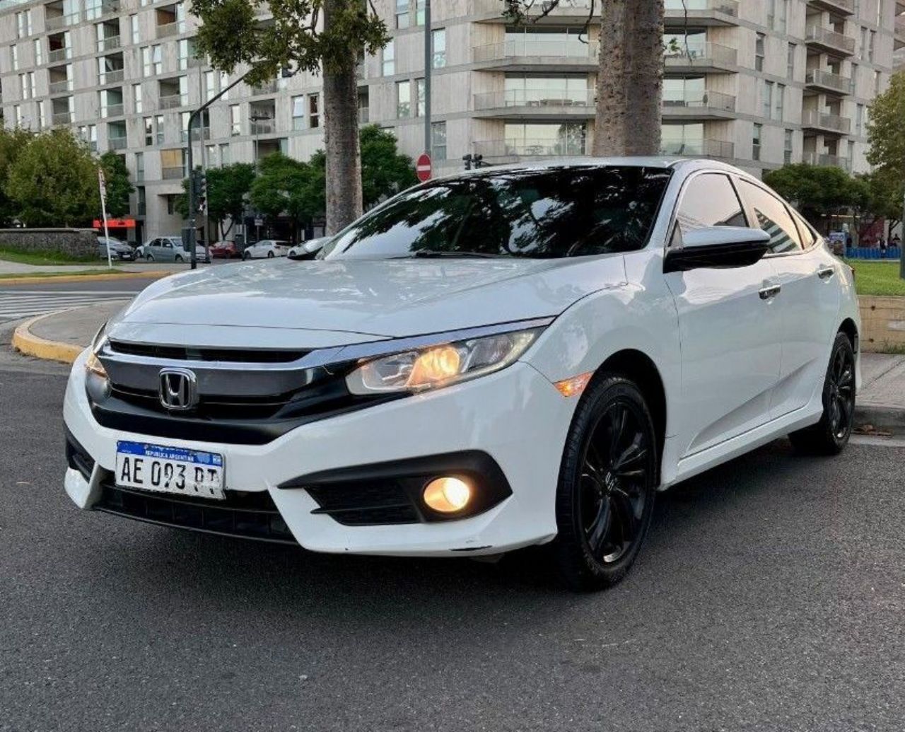 Honda Civic Usado en Buenos Aires, deRuedas