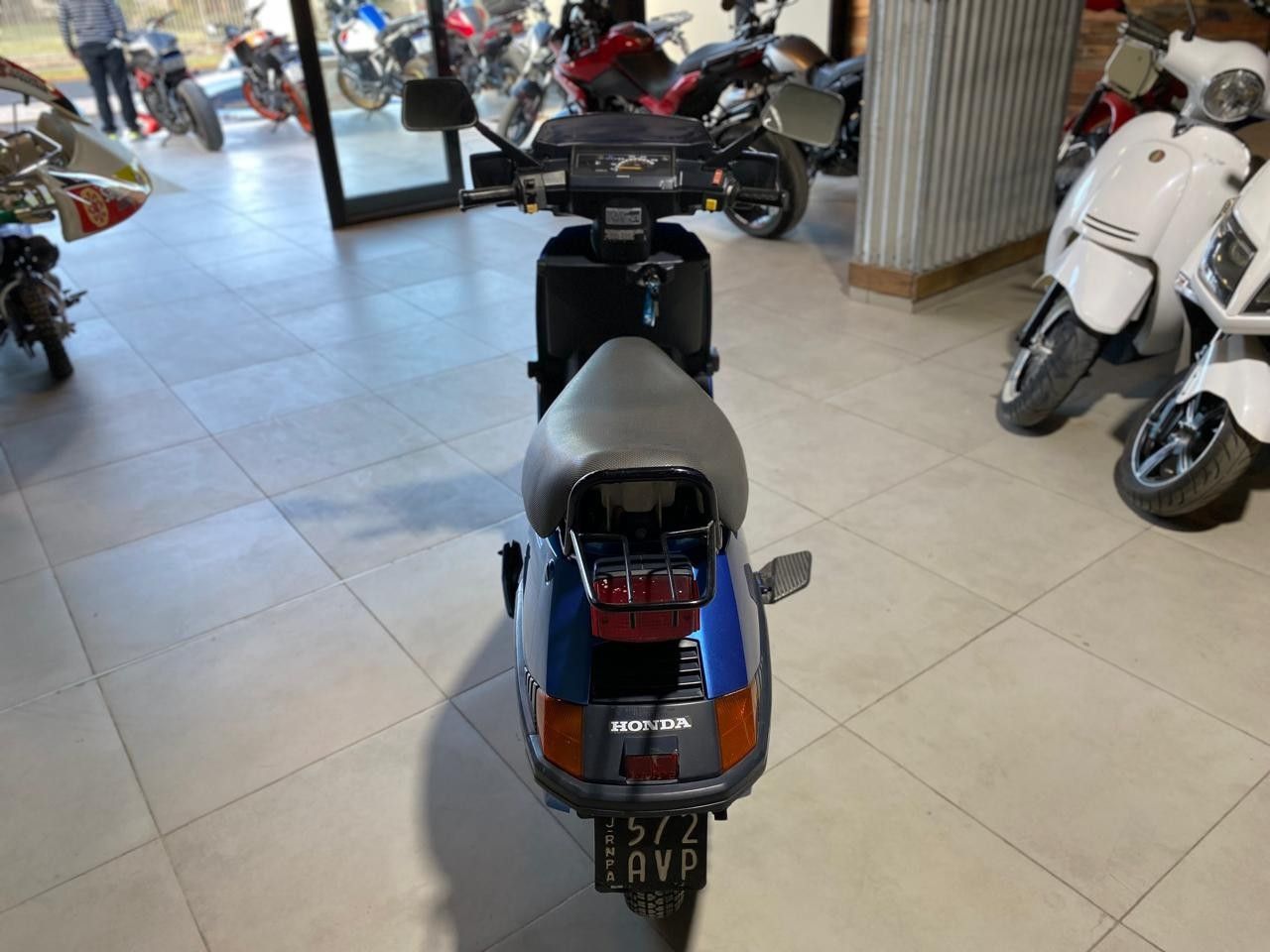 Honda Elite Usada en San Juan, deRuedas