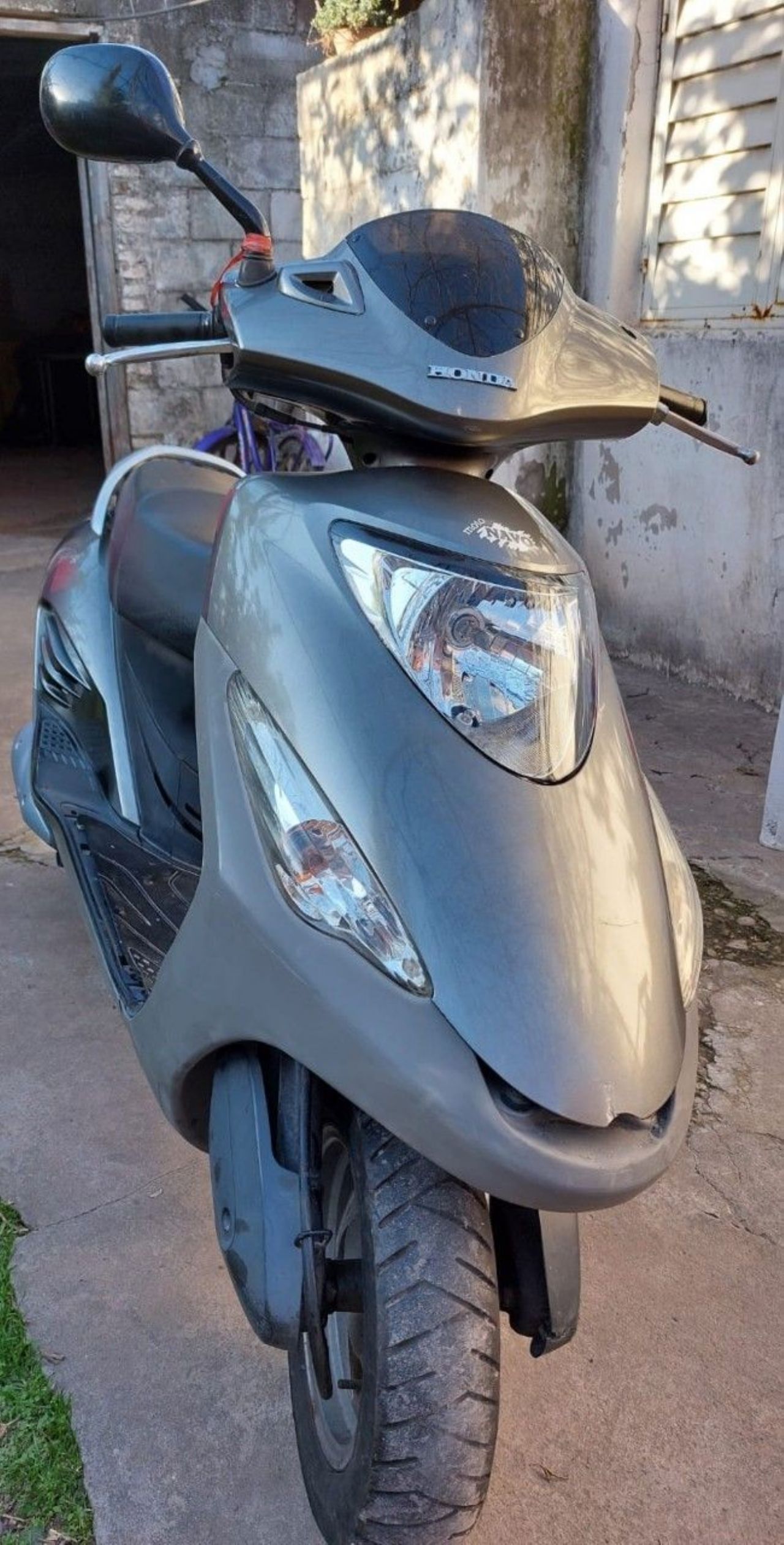 Honda Elite Usada en Santa Fe, deRuedas