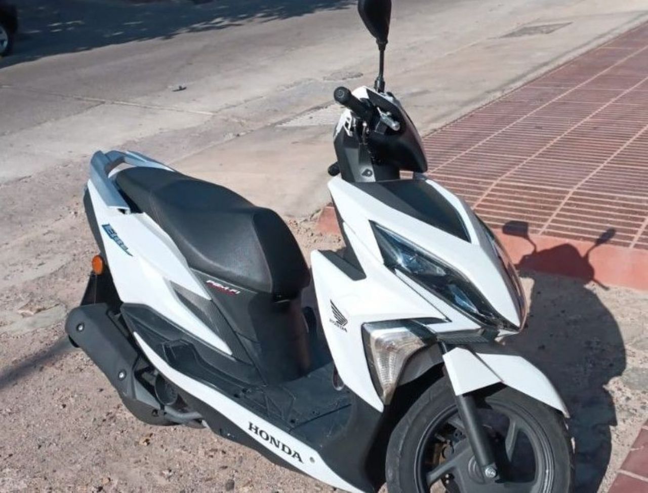 Honda Elite Usada en Mendoza, deRuedas