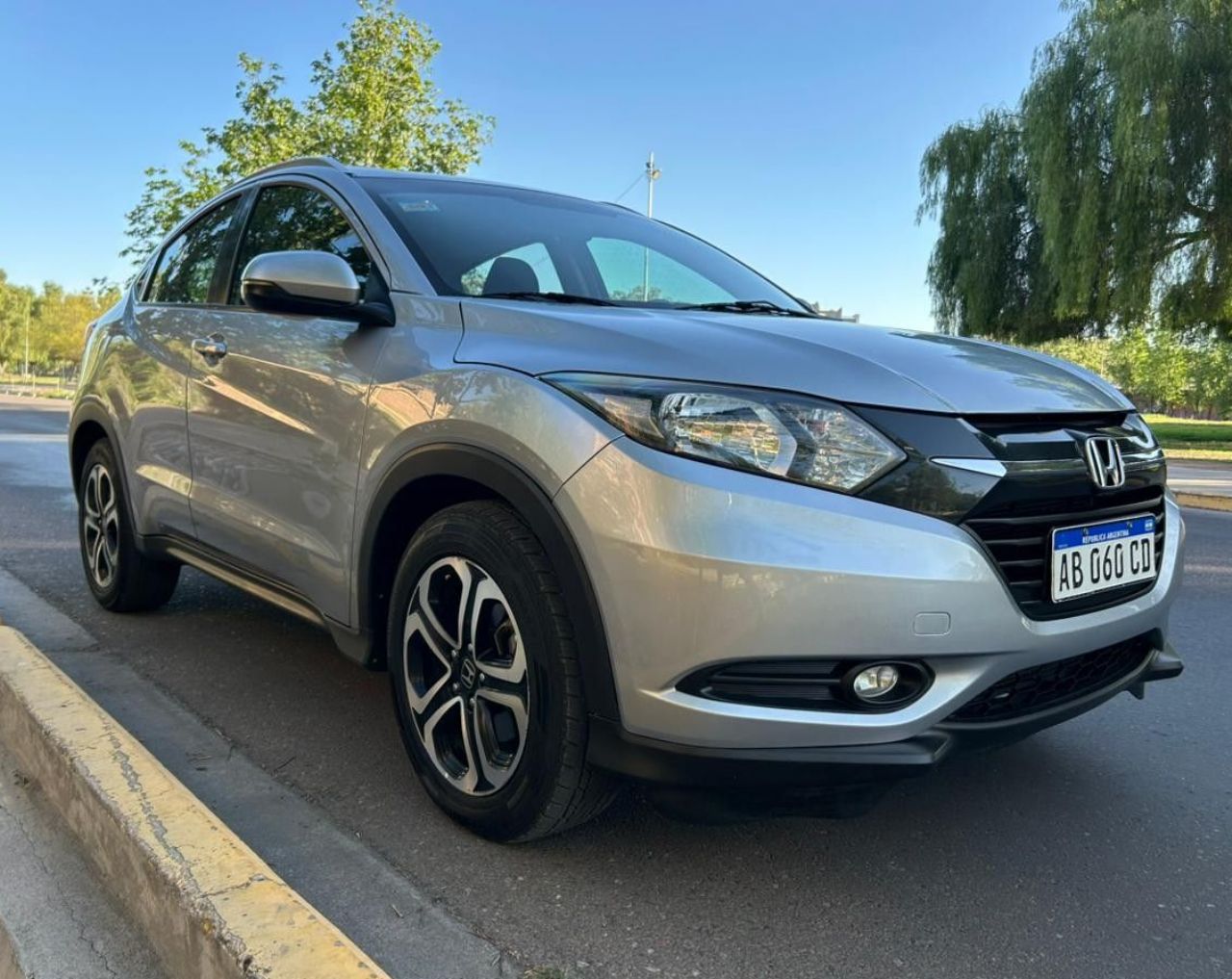 Honda HR-V Usado Financiado en Mendoza, deRuedas